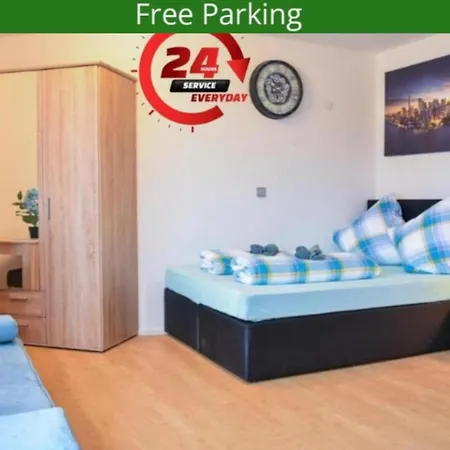 Ruhige Im . Private Parkplatz ,balkon ,netflix